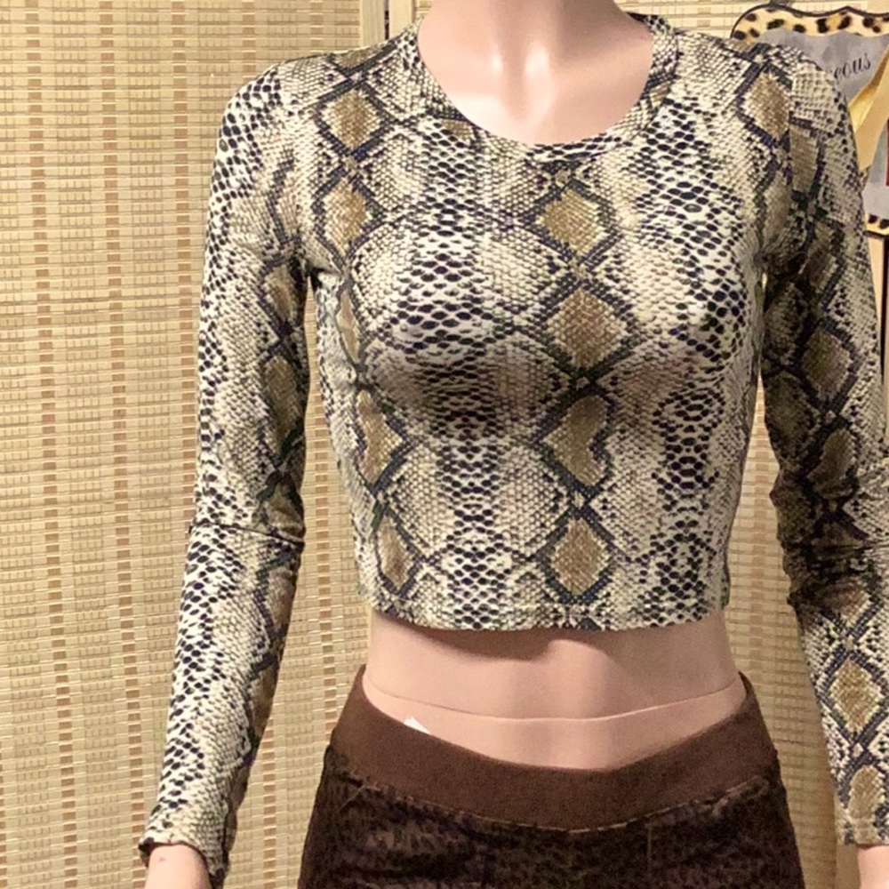 DAISY Small Top